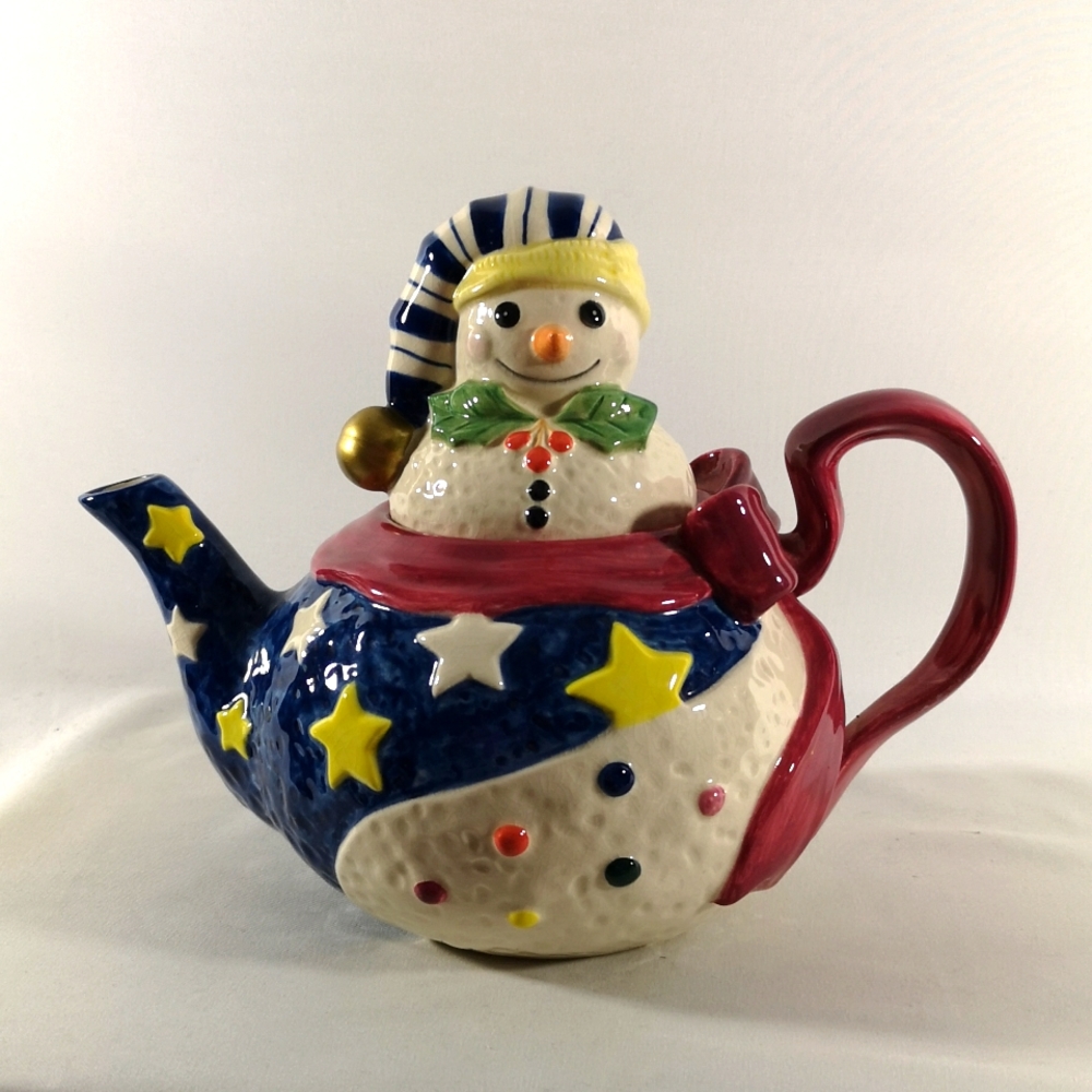 Adorable Vintage Epoch Mr. Snowman Hand-painted Tea Pot